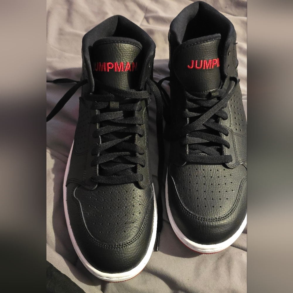 Nike Air Jordan Access Mens Size 10.5 Black/Red